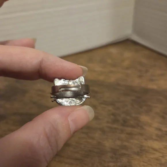 Hello Kitty Rhinestone Adjustable Ring - Picture 6 of 9